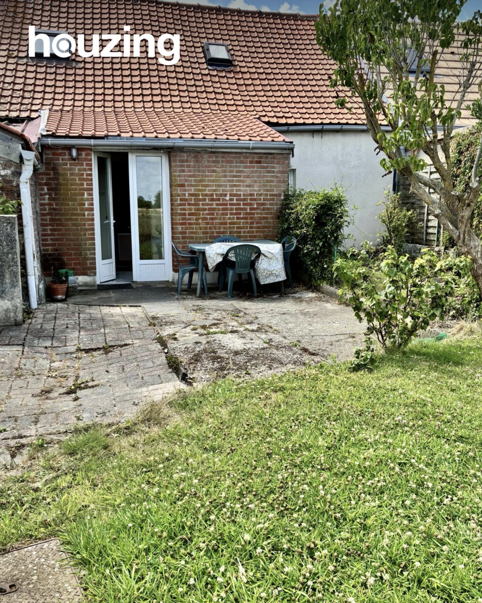 HouzingApp's tweet photo. 📍Holque, Haut-de-France | Maison 3 pièces 86m2 + 132m2 ext. | 83.600 EUR
DPE : E

Retrouvez tous nos biens sur notre application : https://t.co/UpyRc8dDnk.

Agent en charge du bien : Dephine Agez, 07 66 76 65 99.

#houzing #immobilier #logement #holque #hautdefrance https://t.co/xyP0dVyRng