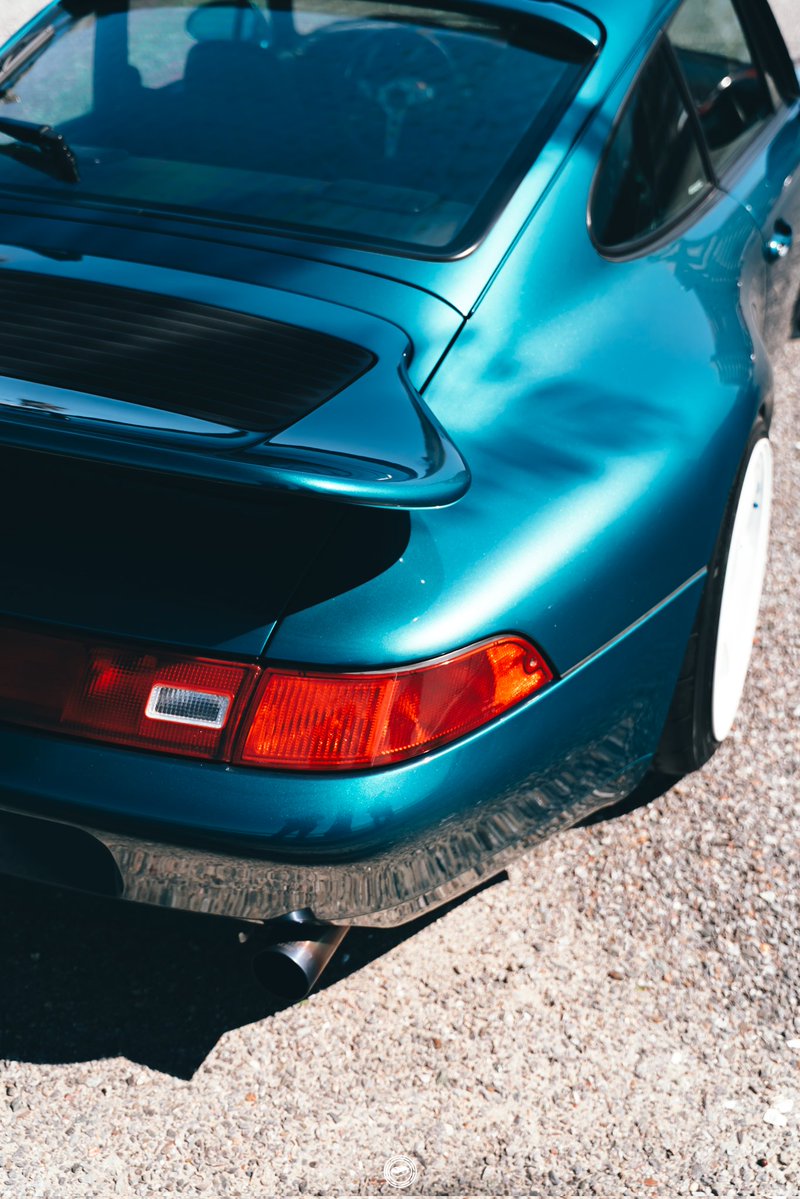 J 👁△ tweet media