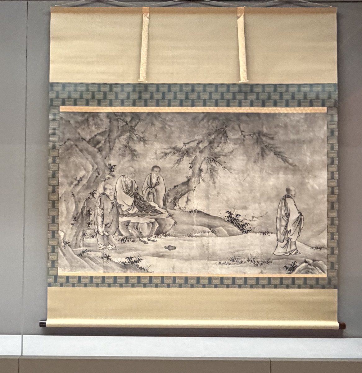 浄瓶踢倒図／狩野元信筆 #ぬいぐるみポーチのつぶやき 中国・唐時代の