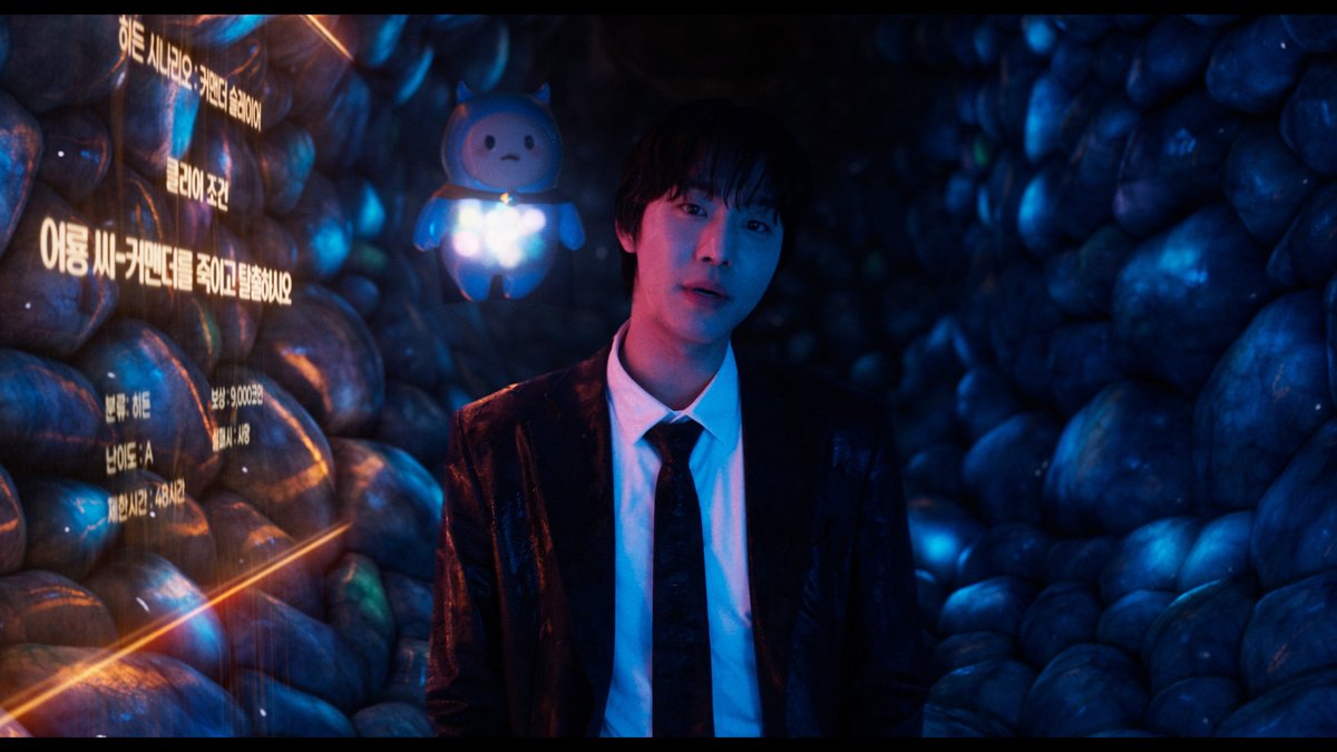 #全知的な読者の視点から🌐
Making Story✍️
￣￣￣￣￣￣￣
◤ “魚竜の腹”を作るための鉄骨と風船 ◢

最も困難だったセットの一つが巨大生物の腹の中。