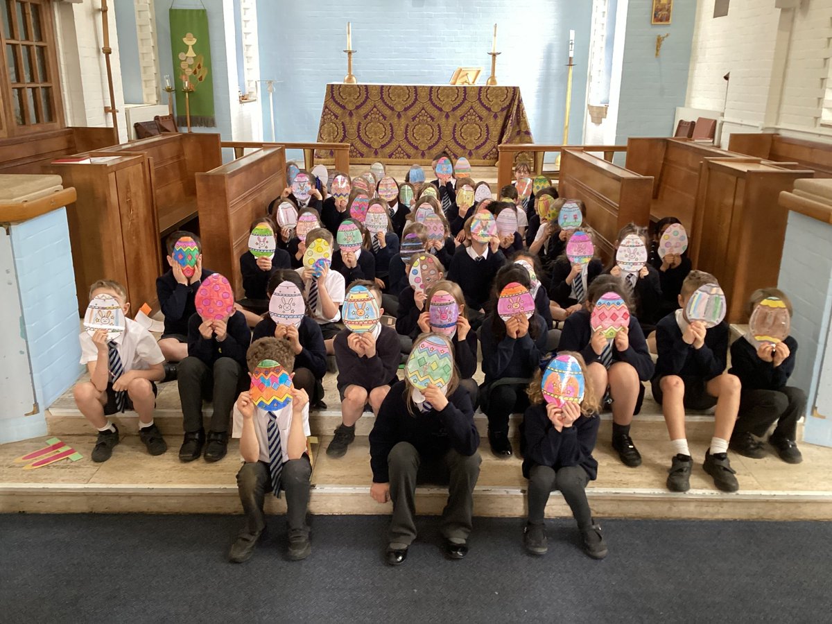 Hook Junior School tweet media