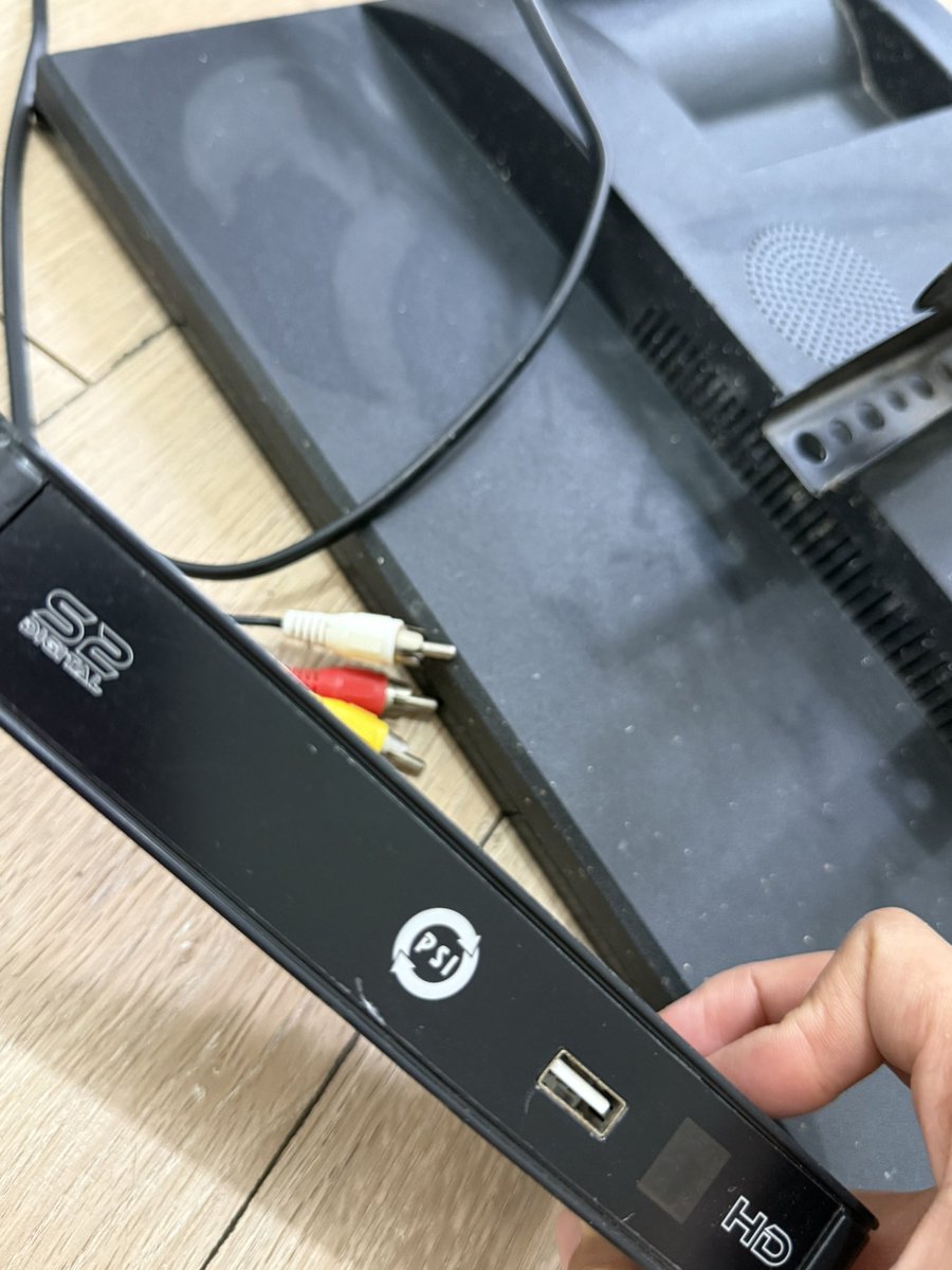 𝐛𝐮𝐛𝐛𝐥𝐞 tweet media