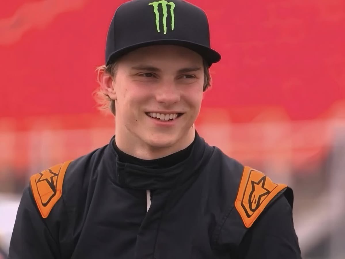 mika 美花 ⁸¹ | EN IS 7 tweet media