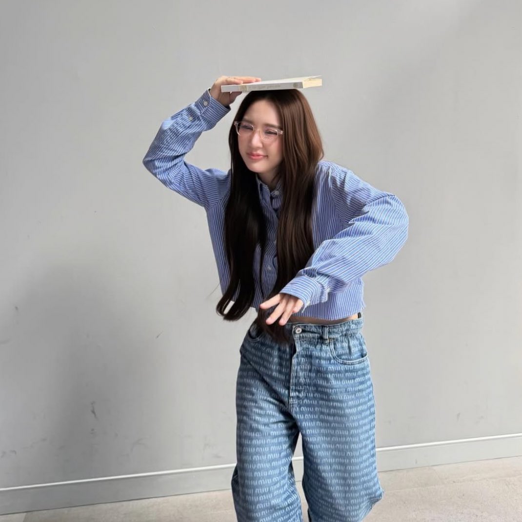 ไอ่จิ๋วญะโคตรดื้ออะ ดูท่าจะซนมาก อยากหยิกแจ้ม🤌🏻💝

#yadarilya #ญดานริลญา