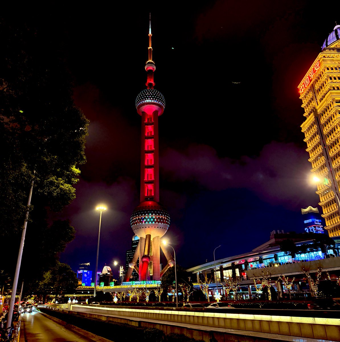 Darth Vader tweet media