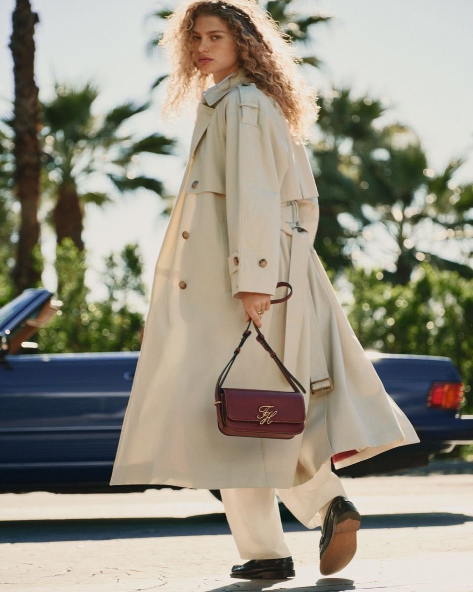 HondosCenter's tweet photo. American Spring Mood 💙✨

Η νέα γυναικεία συλλογή από Tommy Hilfiger φέρνει φρεσκάδα, ανεπιτήδευτη κομψότητα και iconic preppy αισθητική.

🛍️Ανακαλύψτε τη νέα συλλογή στα καταστήματα Hondos Center και στο https://t.co/pP7bwzKH6M.

#hondoscenter #tommyhilfiger #newcollection https://t.co/SlPUXeb0JS