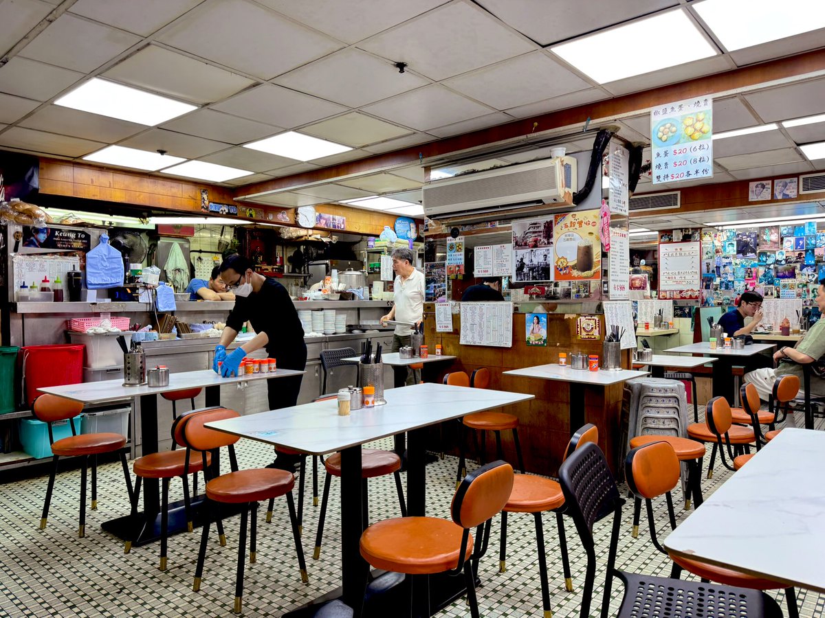 akiramujina tweet media