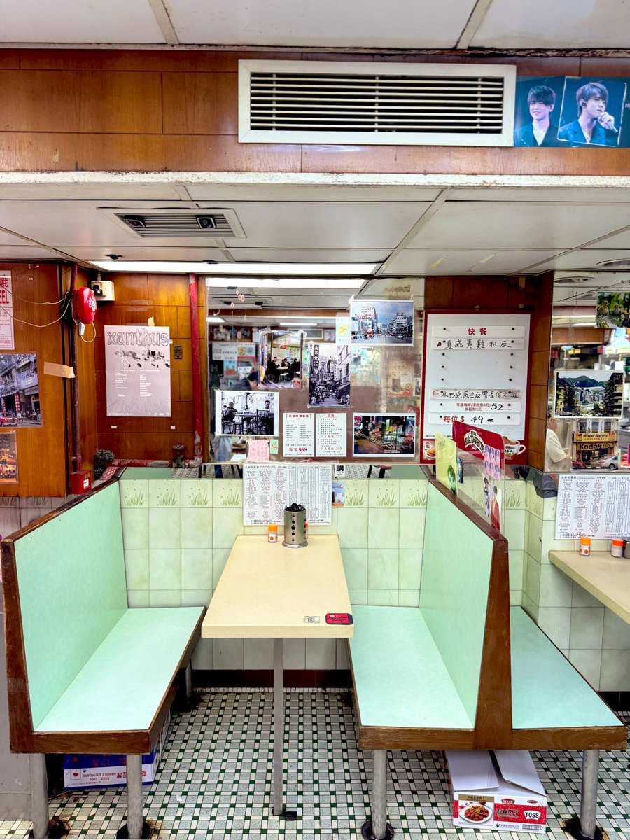 akiramujina tweet media