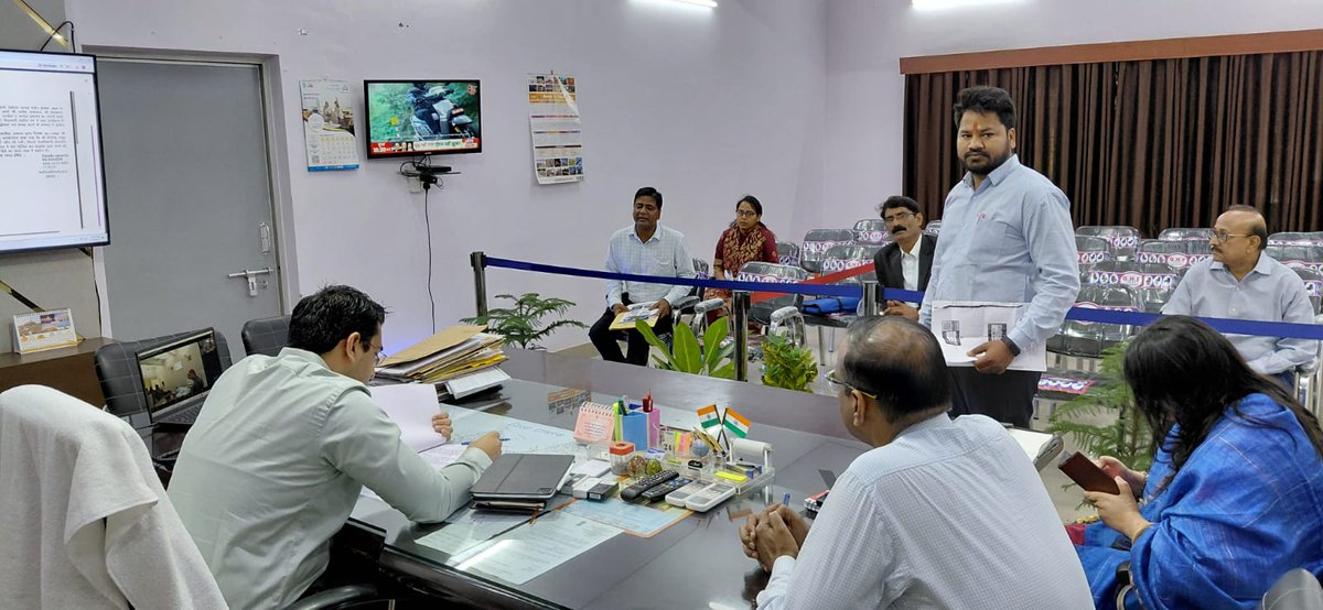 DM Hathras tweet media