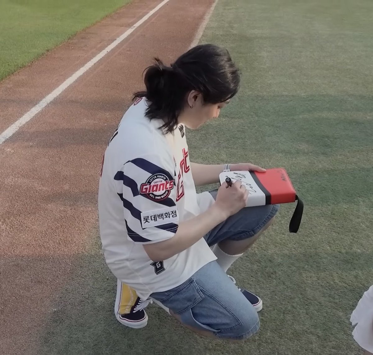 밥찌니 tweet media