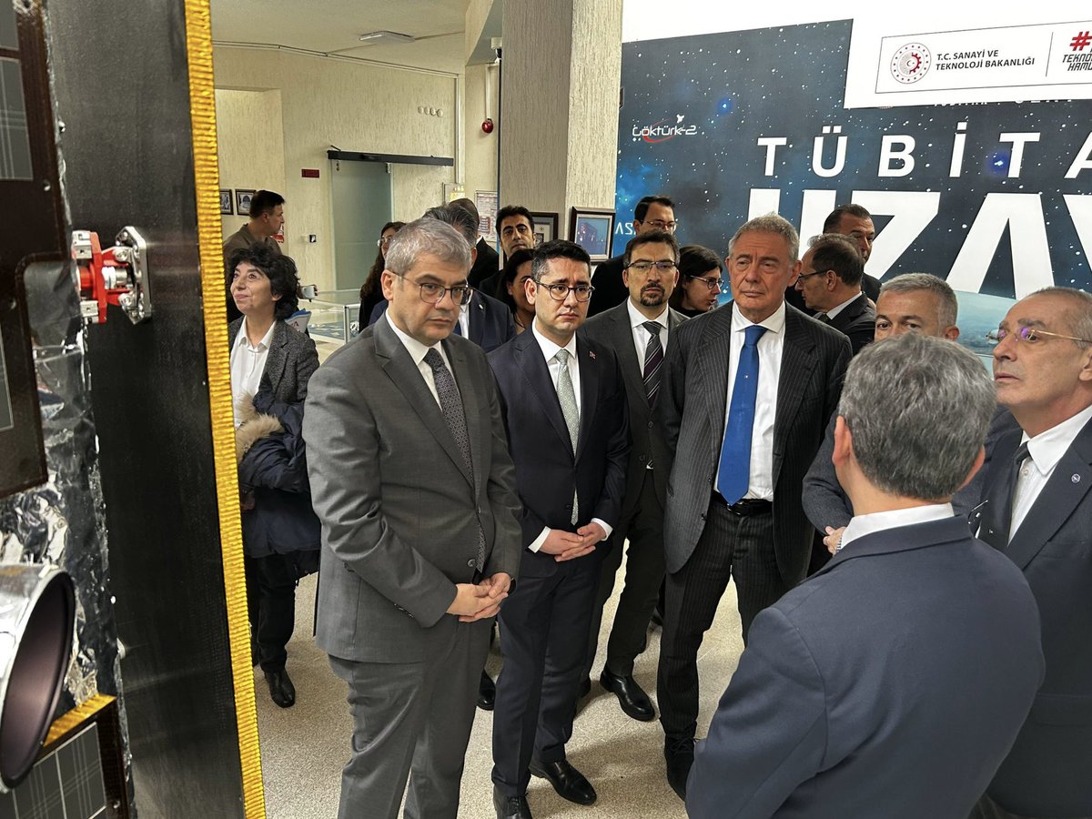 Adolfo Urso tweet media