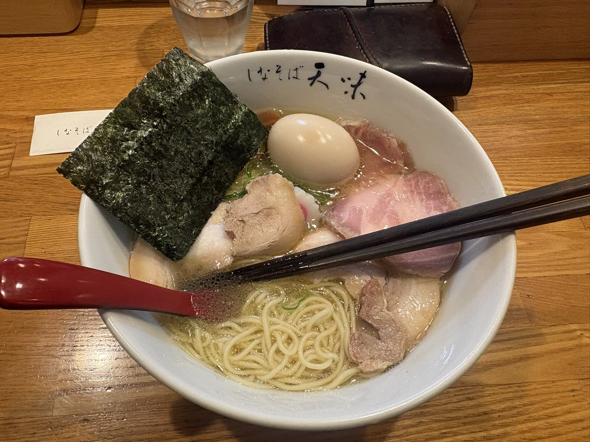 べーやん tweet media