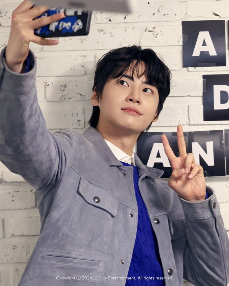 blue effect💙 tweet media