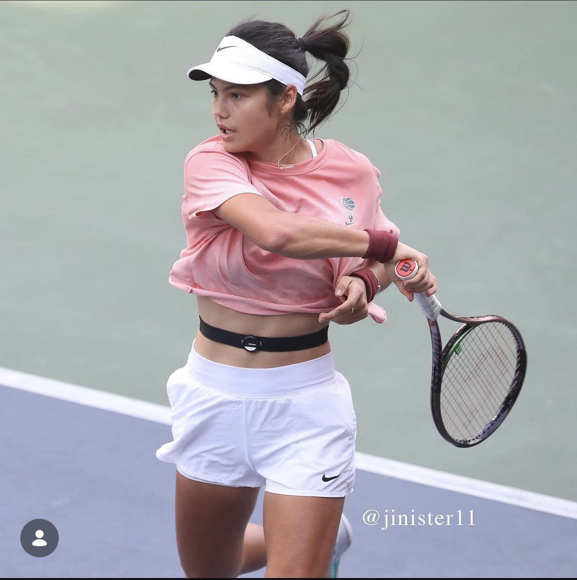 emma Rads tweet media