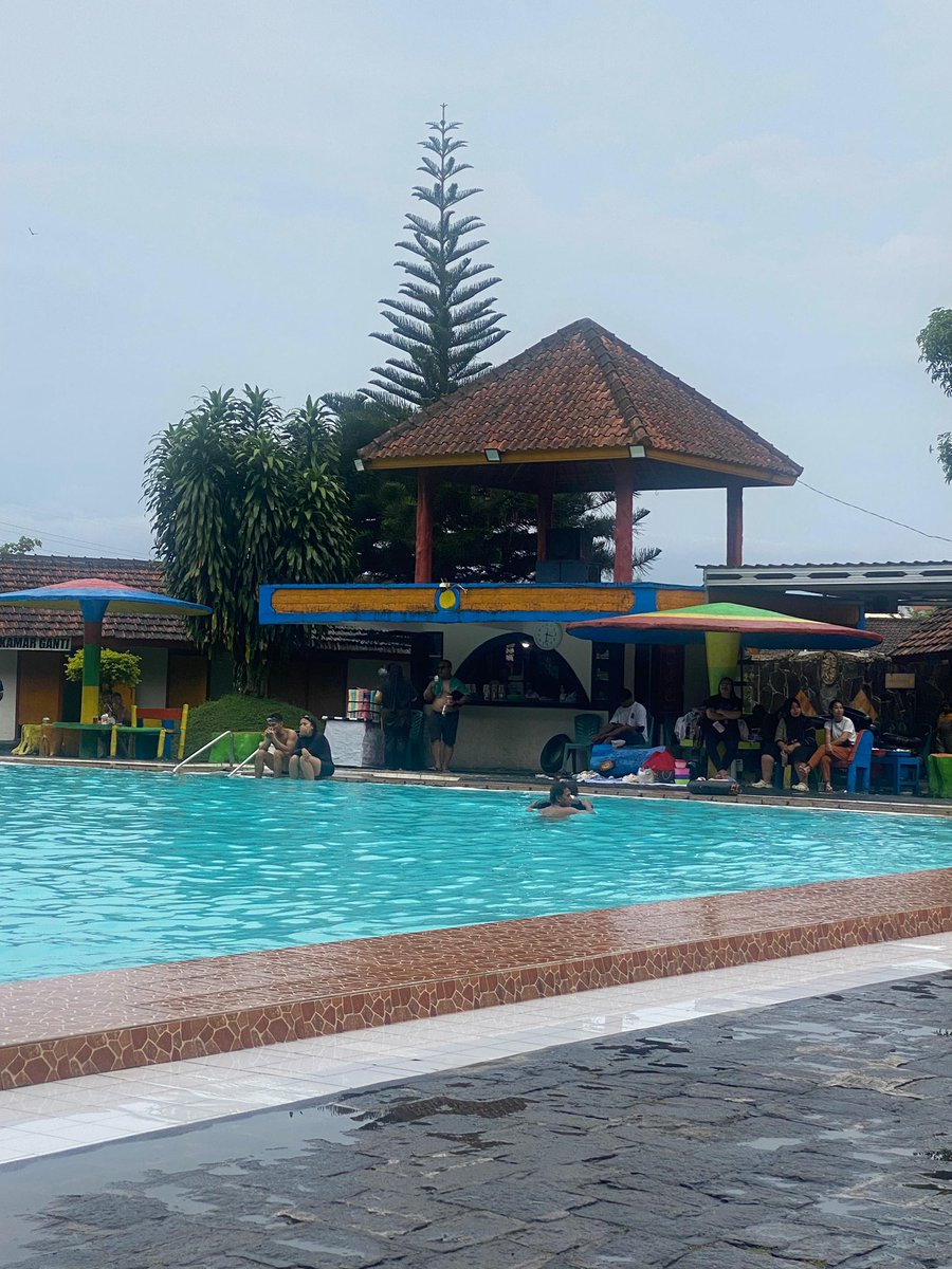 bakwan jagung tweet media