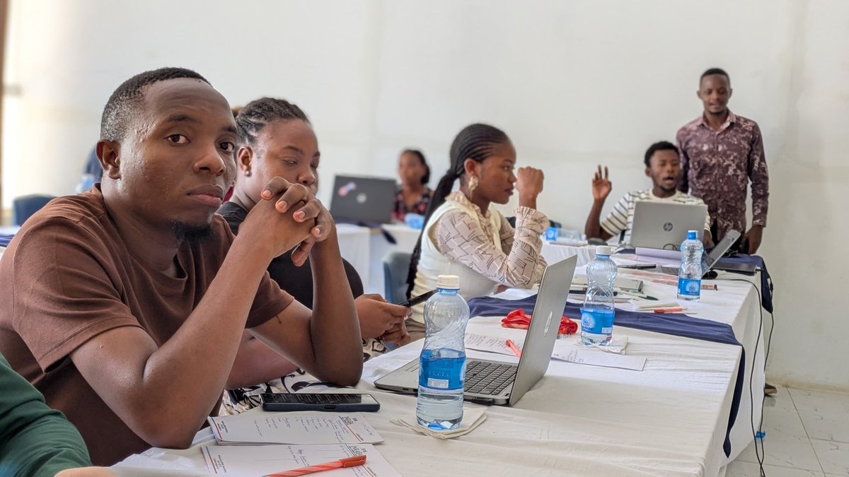 kyom003's tweet photo. 3 KYOM members joined a 3-day Resource Mobilization training by @VSO_Intl at Inkaba Hotel, Kilifi.
We strengthened skills in fundraising, donor mapping &amp; proposal writing.
Ready to unlock more opportunities for youth &amp; community impact 
#YouthEmpowerment #ResourceMobilization https://t.co/oBtSWoNHdU