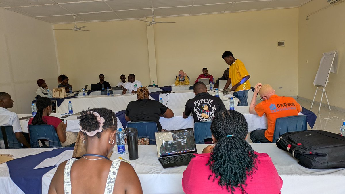 kyom003's tweet photo. 3 KYOM members joined a 3-day Resource Mobilization training by @VSO_Intl at Inkaba Hotel, Kilifi.
We strengthened skills in fundraising, donor mapping &amp; proposal writing.
Ready to unlock more opportunities for youth &amp; community impact 
#YouthEmpowerment #ResourceMobilization https://t.co/oBtSWoNHdU