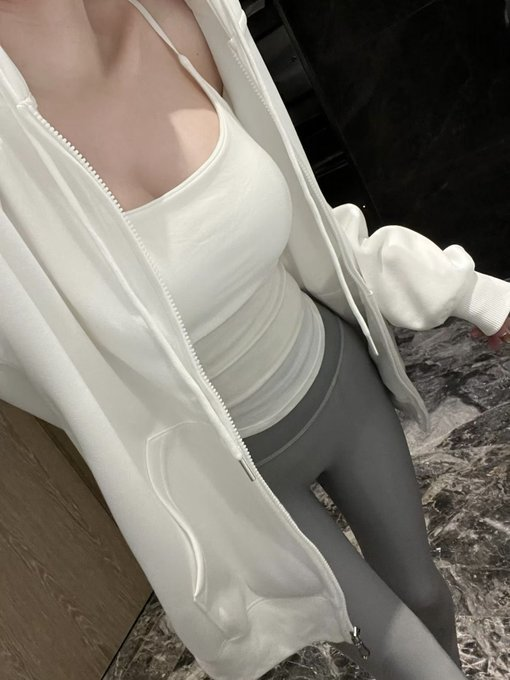 台北小野貓 tweet media