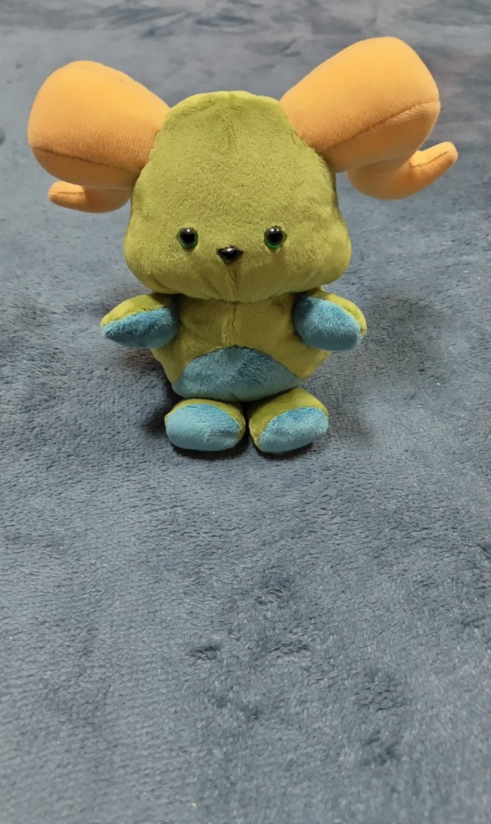 tkrk0o's tweet photo. 新しいツノ族の子を発見しました。近所の森でガキ大将を張っているみたい。いつかは森の主になりたいんだって。まだまだ迫力不足だね。
#ぬいぐるみ
#ぬいぐるみの時間 https://t.co/MDPvgPh7XR