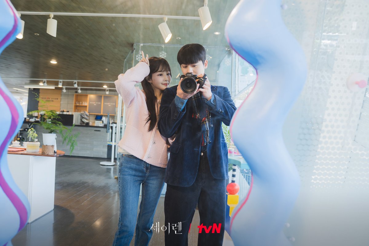 이렇게 잘 어울리는데 어쩌다..
그냥 하염없이 눈물이 나🥹

[월화] 저녁 8:50ㅣtvN
#즐거움엔20tvN #세이렌 #SirensKiss #tvnsiren