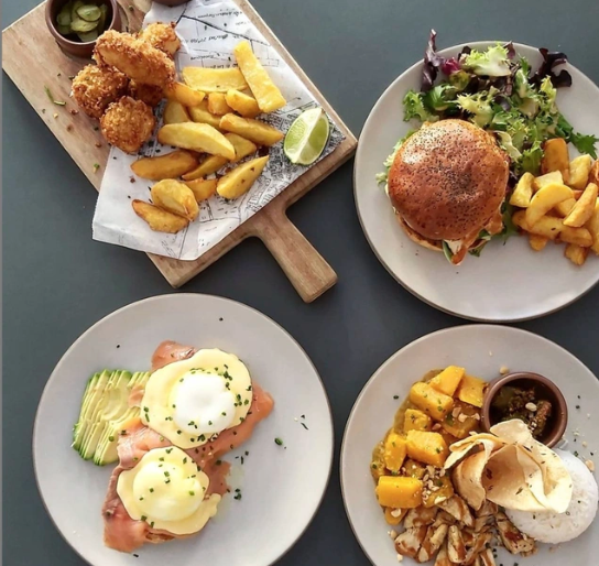 VisitSitges tweet media