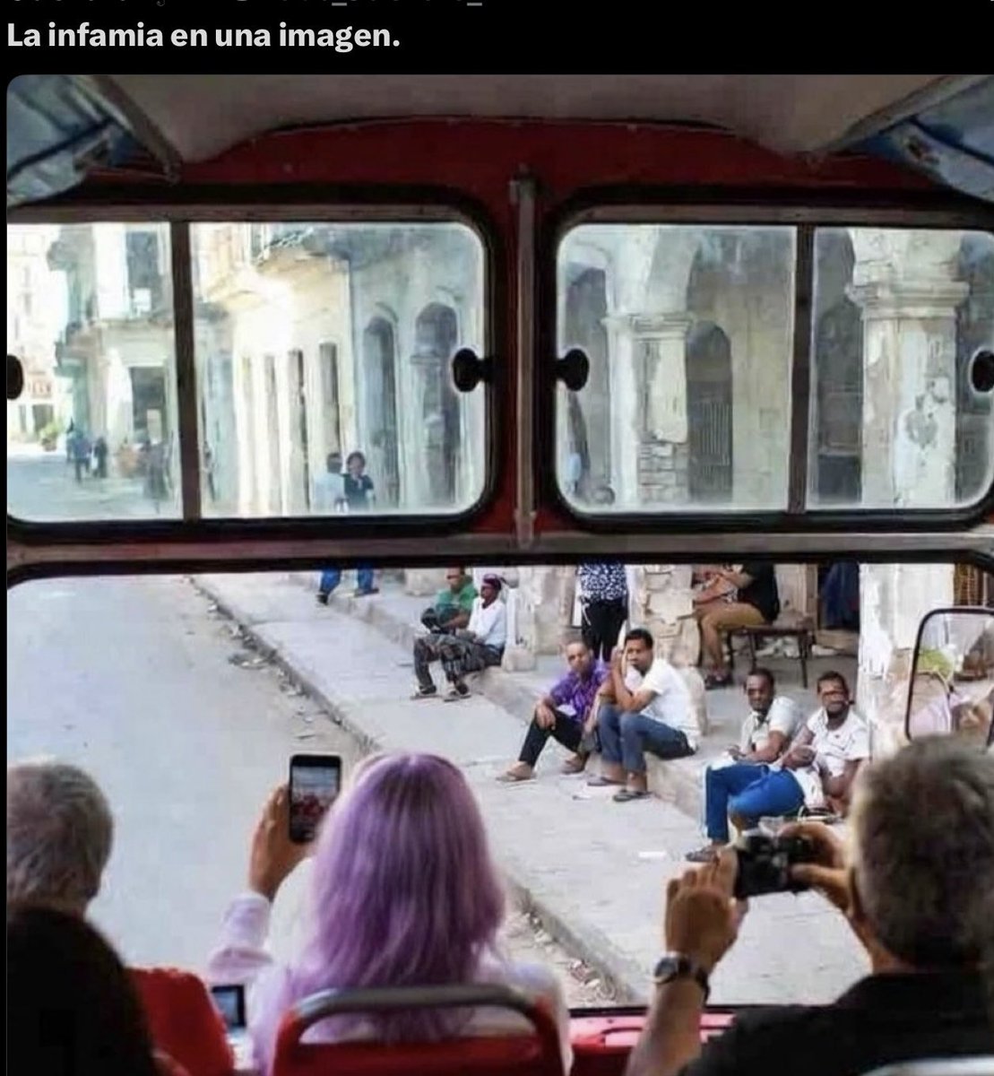 Mariposa tweet media