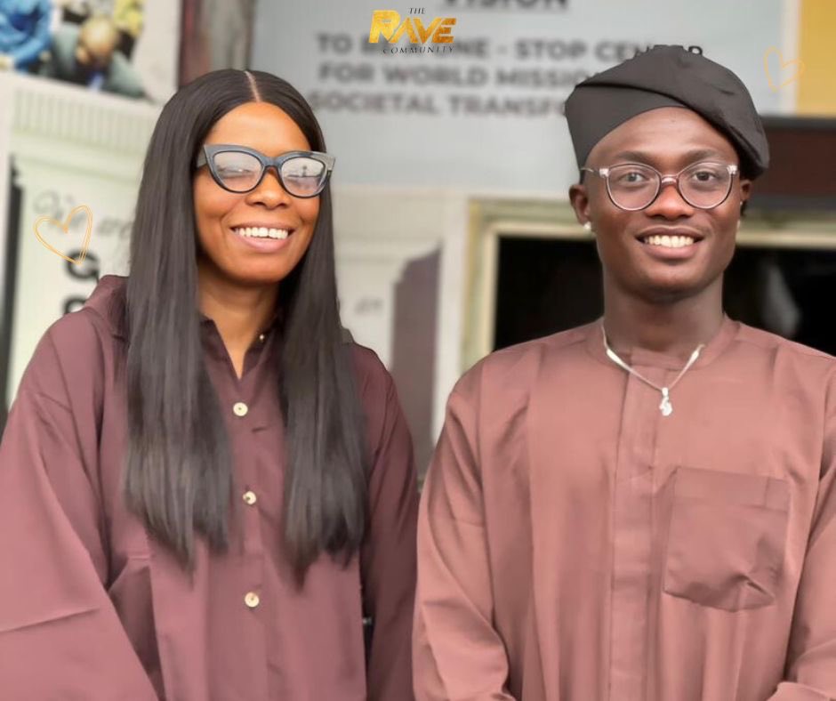 Ravecommunity_'s tweet photo. Unending JOY 🤩 
JOY Unspeakable 🥰

Tag who see in the comment section 😊

•
•
•
#theravecommunity #youthcommunity #afterservice #joyunspeakable https://t.co/WLdHnaiuie
