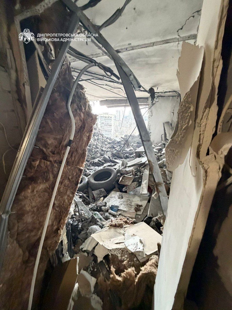 CforCD's tweet image. ❤️‍🩹Civilians were harmed in their own houses by a russian air strike on 24 March. Seven people are known to have been injured. 

#russiaisaterroriststate #Dnipro #airstrike