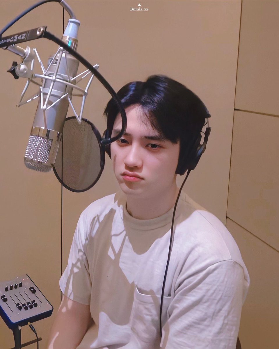 도경수초늦덕의애환 tweet media