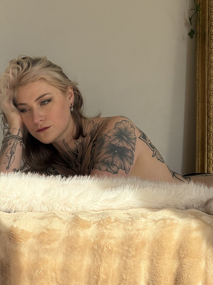 Lady Lilith du Scorpion 🗡️ tweet media