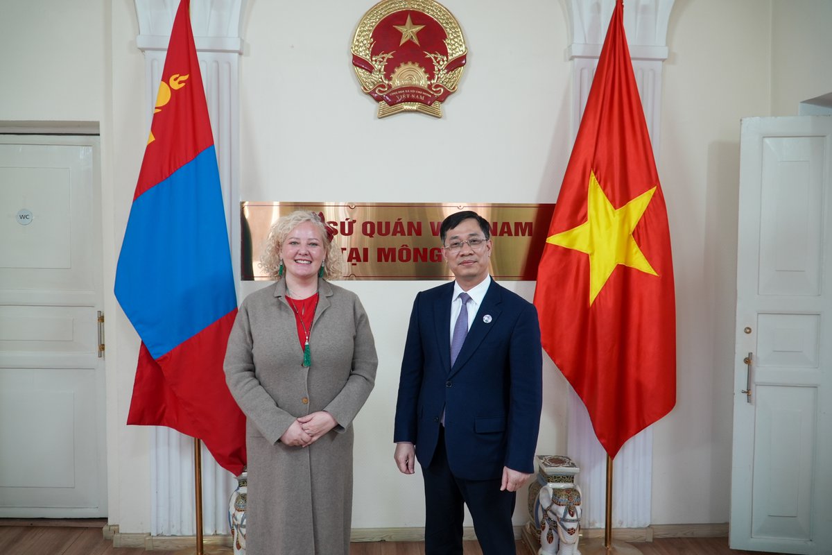 Beate Dastel/ Биате Дастел tweet media