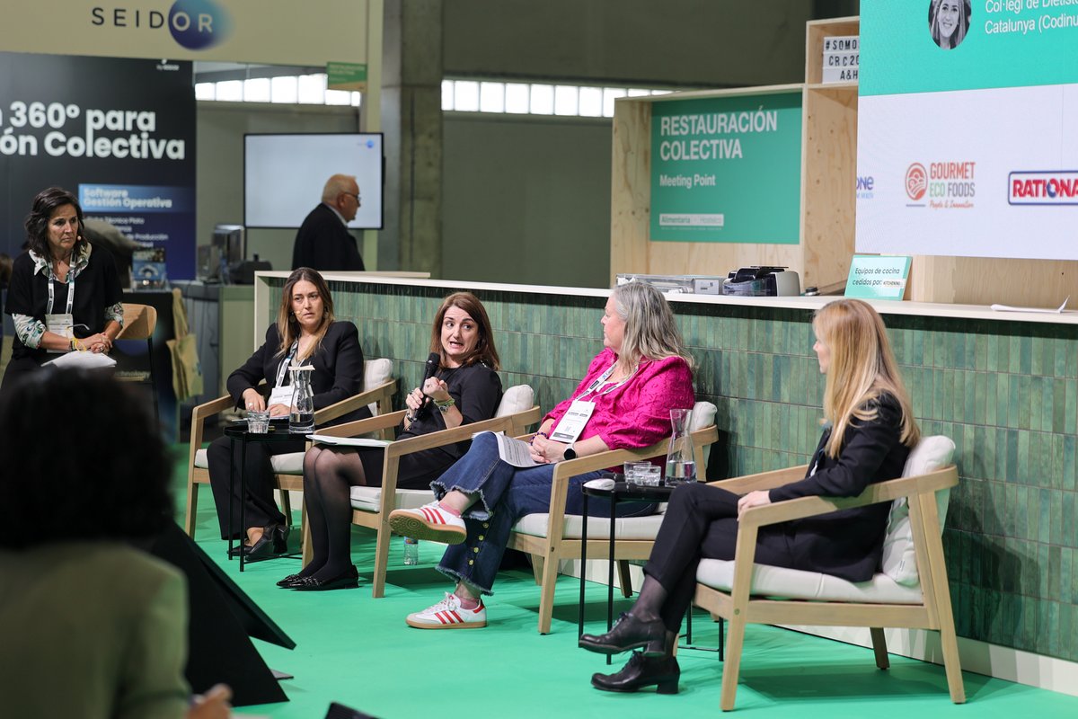 HOSTELCO tweet media