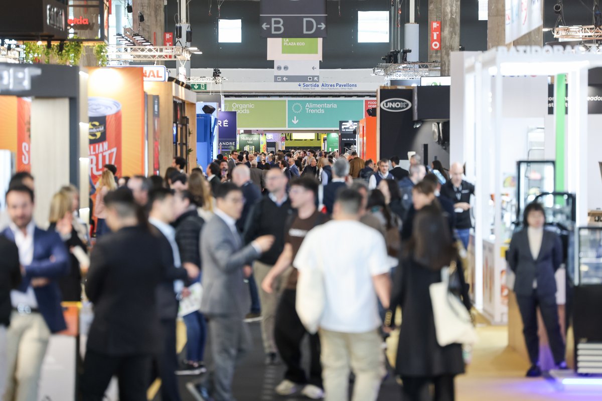 HOSTELCO tweet media