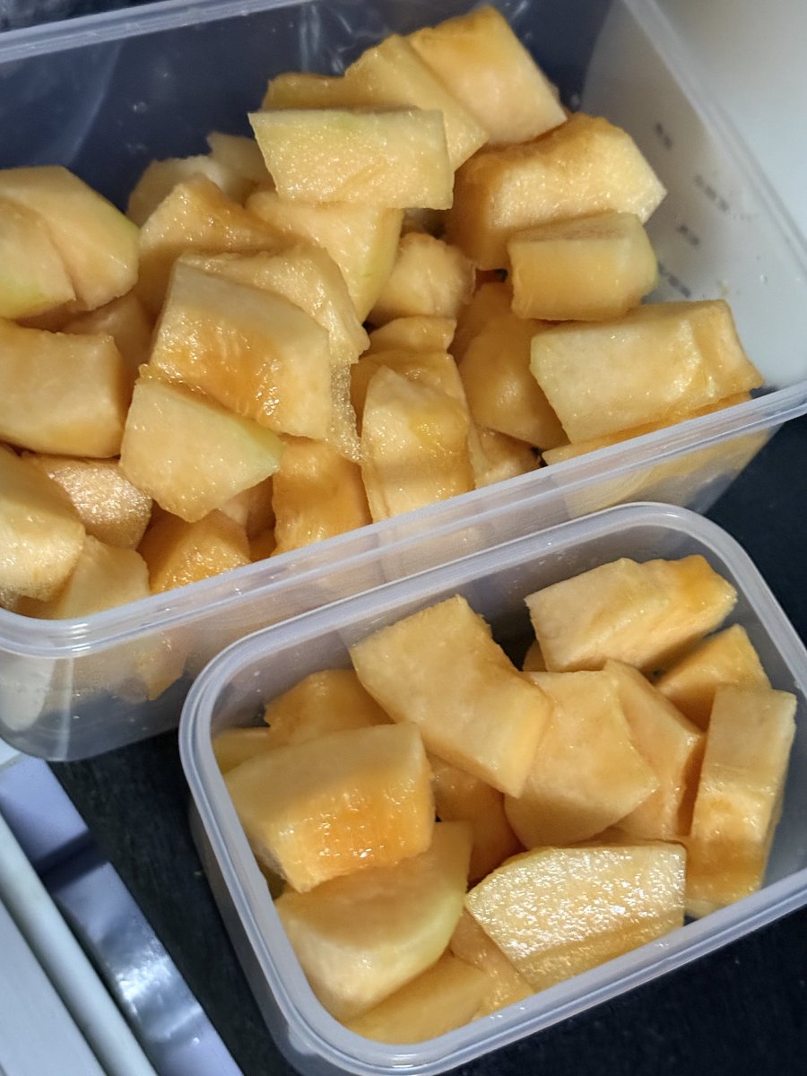 d͈̮e͈̮w͈̮ tweet media