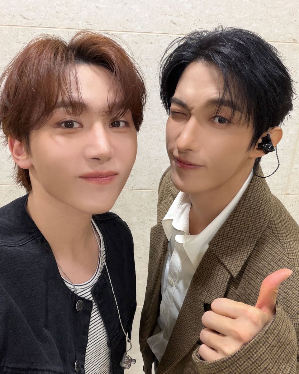 260324 begin_again_openmic IG Update with Dokyeom Seungkwan #도겸 

AAAA I LOVE THEM🥹🤍