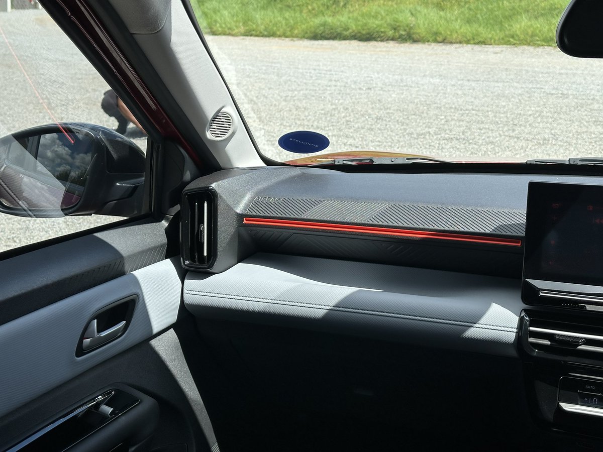 Khulekani on Wheels tweet media