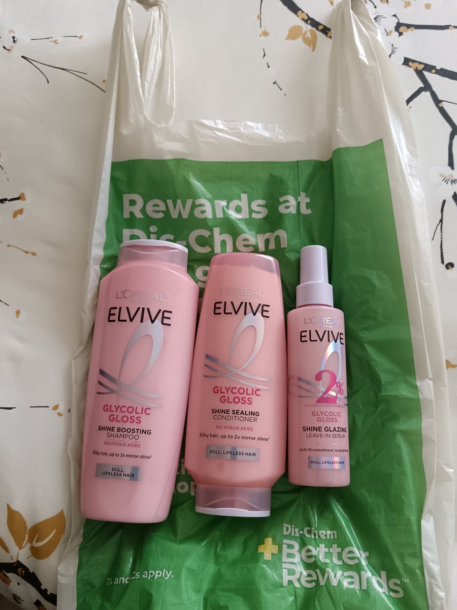 Nomndayiii tweet media