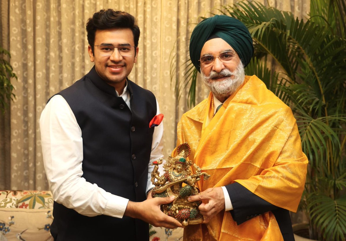 Tejasvi Surya tweet media