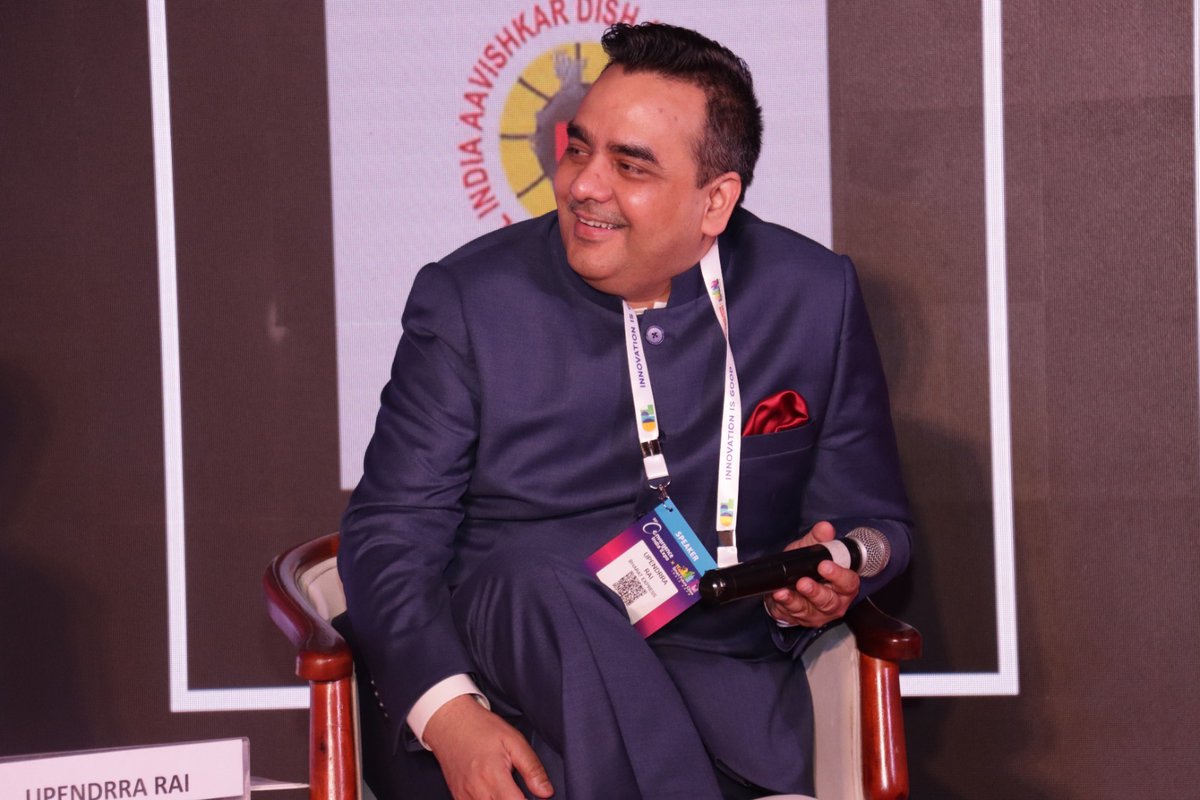 UpendrraRai's tweet image. देश की राजधानी न्यू दिल्ली के भारत मंडपम में आयोजित SATCAB 2026 के मंच से टेक्नोलॉजी के तेजी से बदलते दौर के बीच ब्रॉडकास्ट और डिजिटल मीडिया के भविष्य और चुनौतियों पर खुलकर बातचीत हुई। कार्यक्रम की खास झलकियां। 
#SATCAB2026 #BharatExpress #MediaSummit #DigitalMedia #NewsIndustry