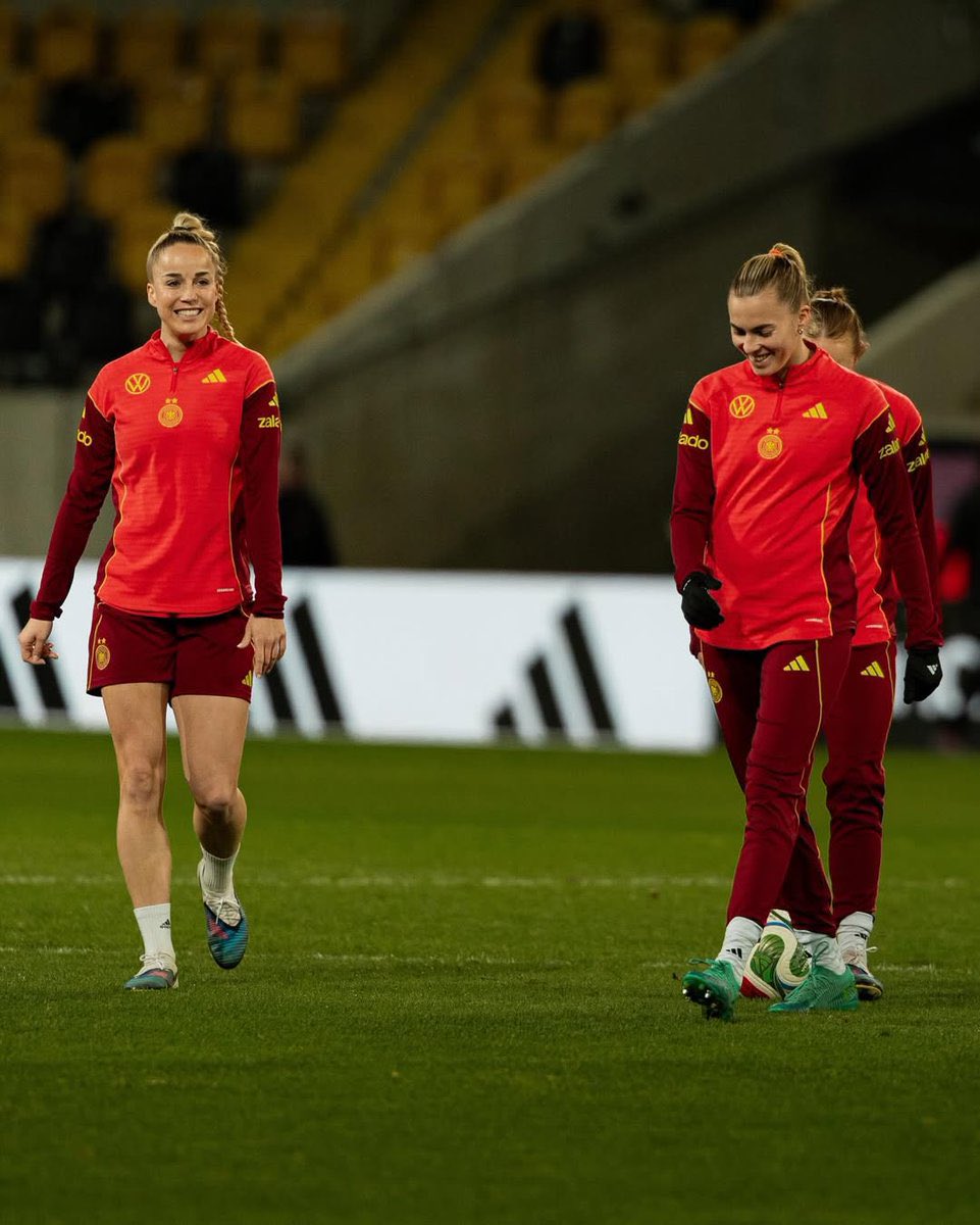 Giulia Gwinn. tweet media