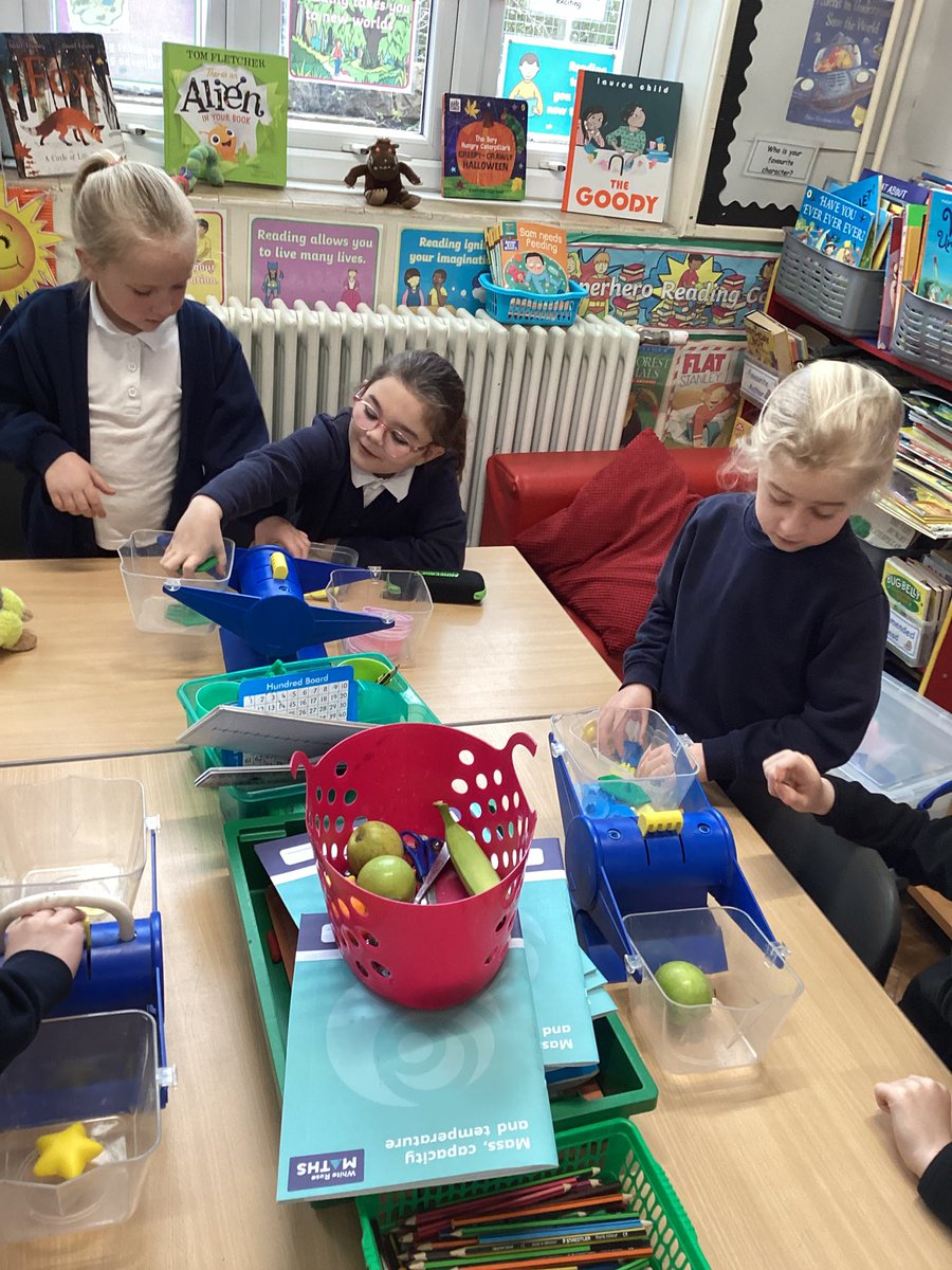 IntakeSchool's tweet photo. Y2T enjoyed a practical Maths lesson today. We compared the mass of different objects and weighed them using grams #mathsatintake ⚖️ https://t.co/IQMuJsS1d7