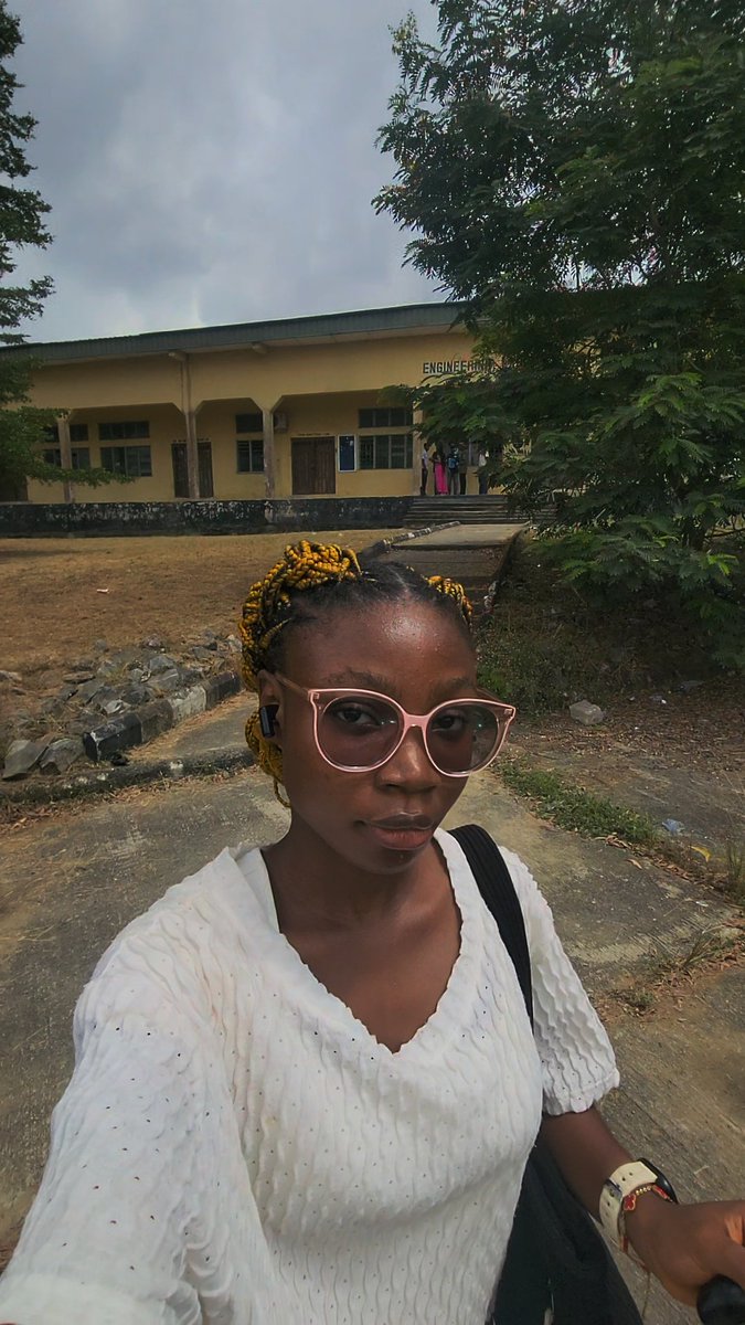 ririgirlnotbad 🥀 tweet media