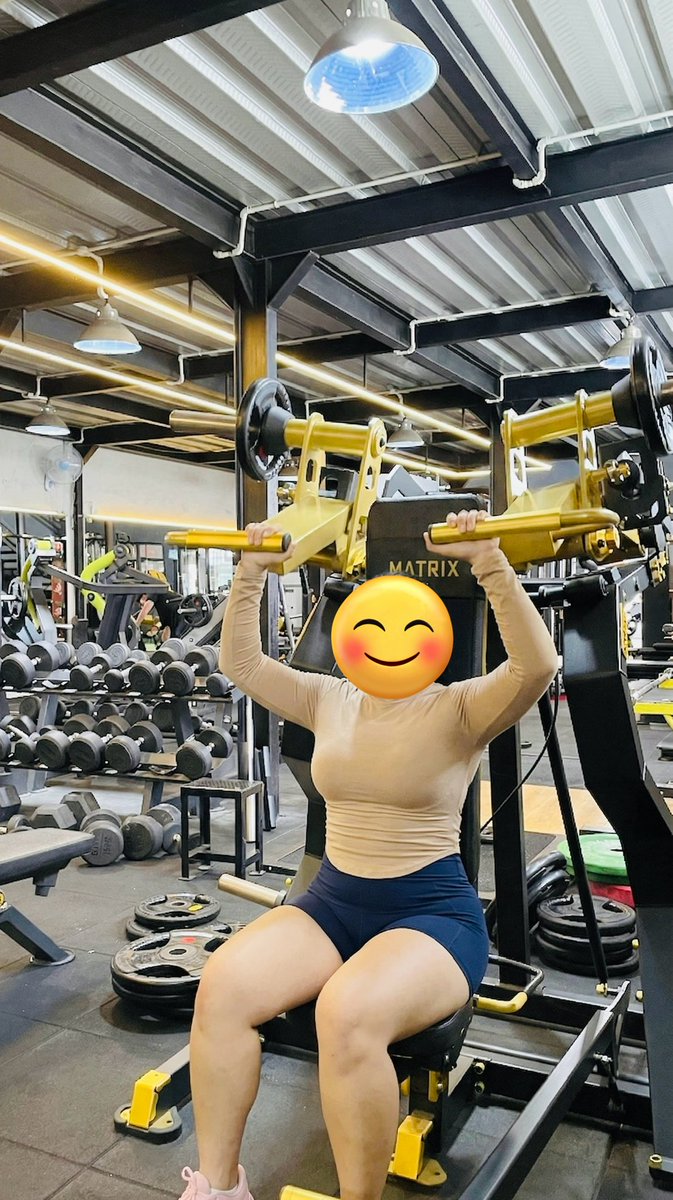 pasutri_ag. tweet media