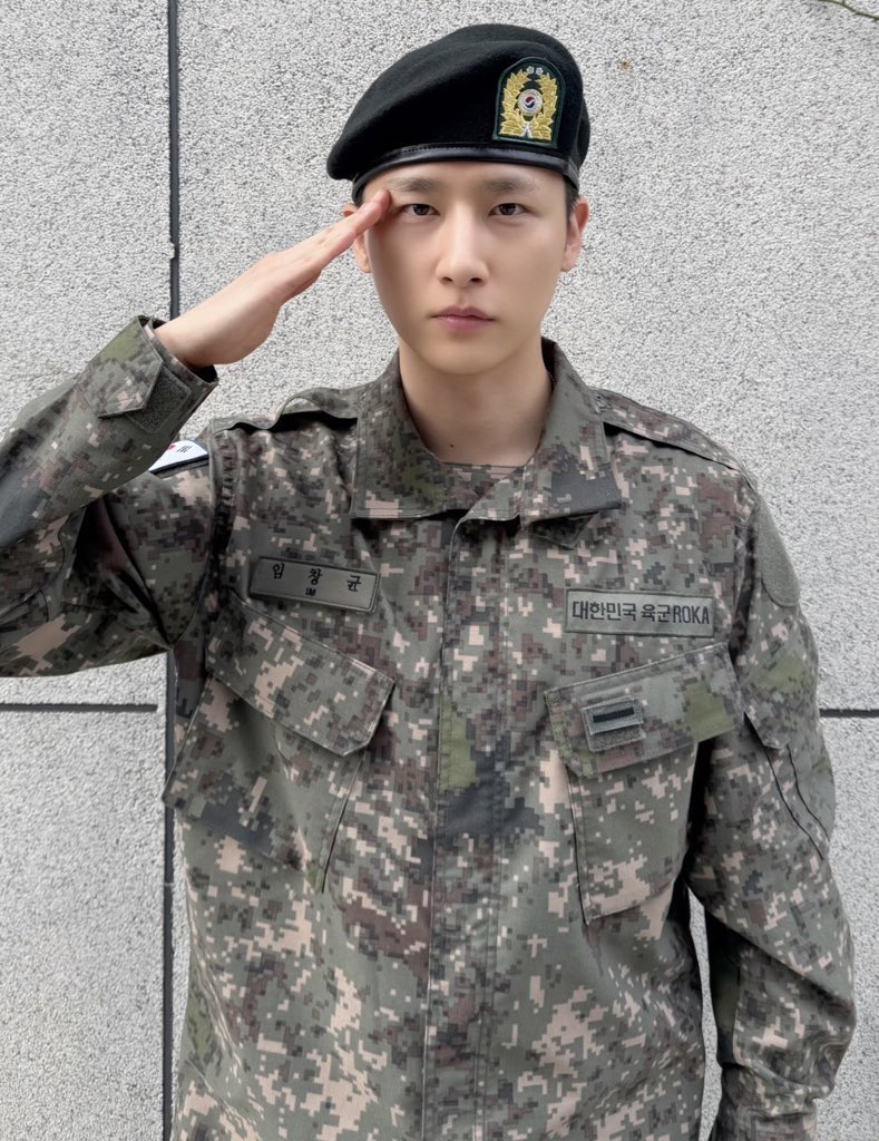 왕두더지 tweet media