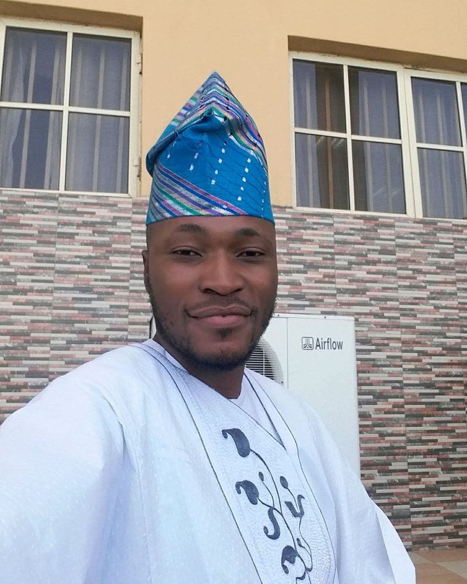 Seunfunmi T. Fash tweet media