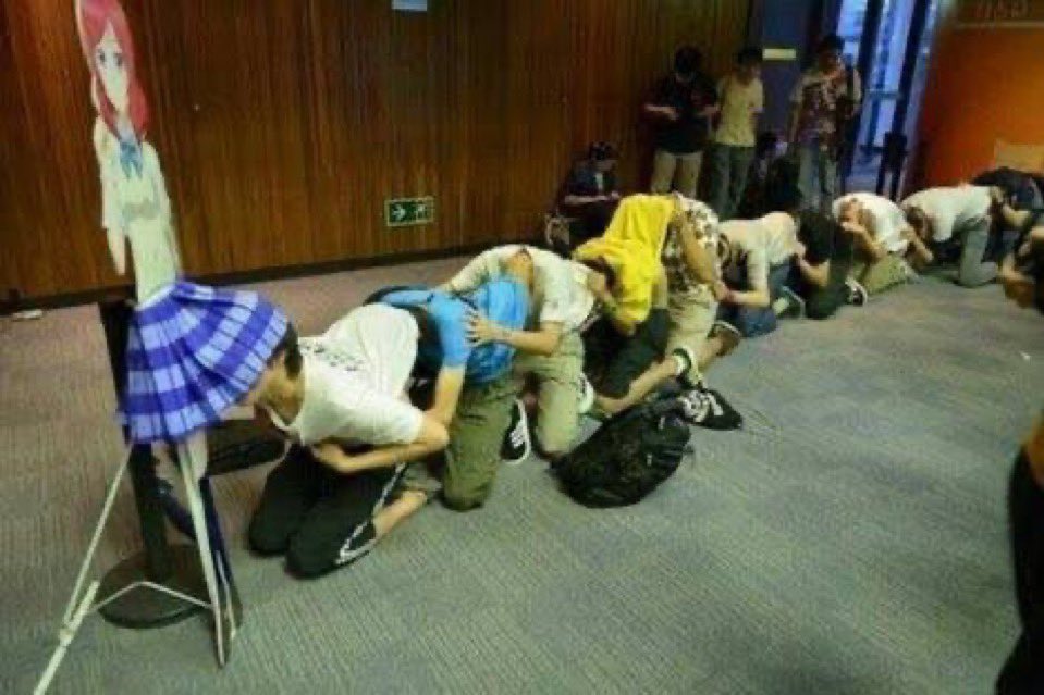 baka_0v0 tweet media