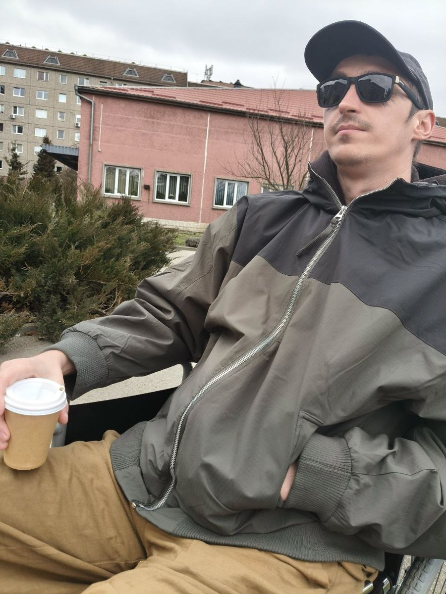 Маркус Комбат tweet media