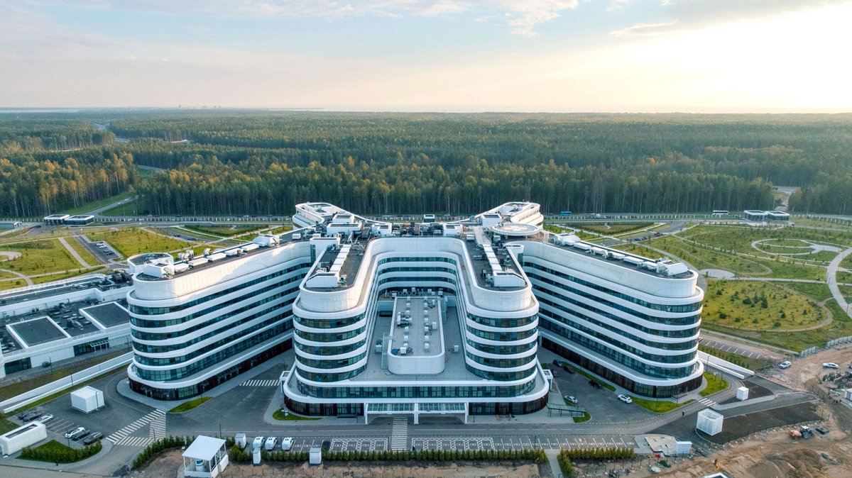 Неумолимыми темпами tweet media