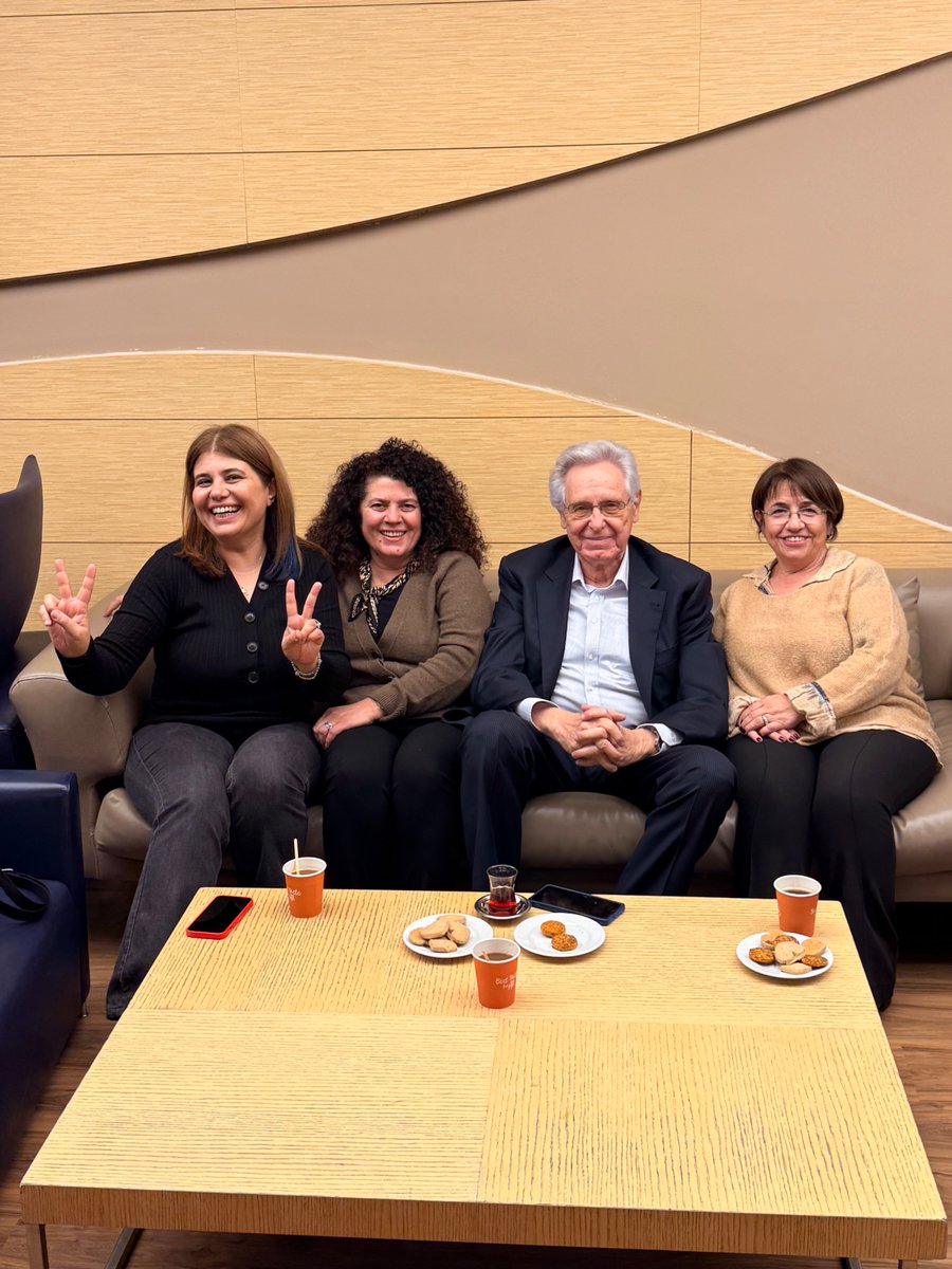 Sebnem Arslan tweet media