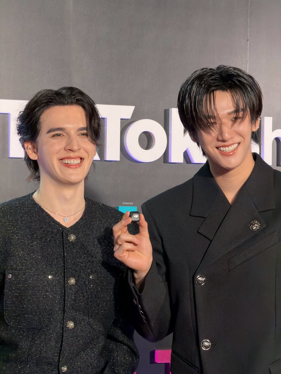 รอยยิ้มที่รักและหวงแหนที่สุด🫶🏻

#TikTokShopAwards2026
#MosBank
<a href="/mos_psl/">moslhong</a> <a href="/Bank_mondop/">isbanky</a>